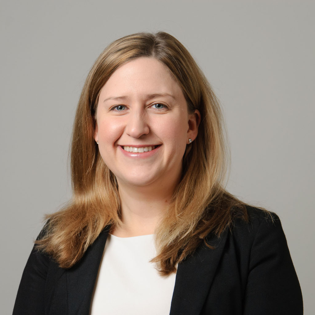 kelly burke headshot